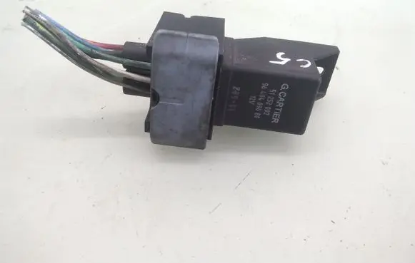 Citroen C5 Glow plug pre-heat relay 9640469680