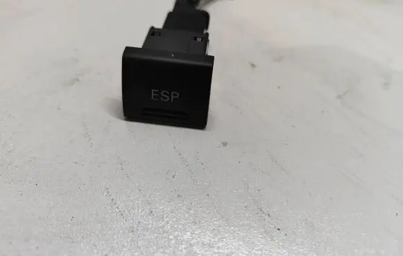 Audi A6 S6 C5 4B ESP (stability program) switch 4B0927134A 3102841
