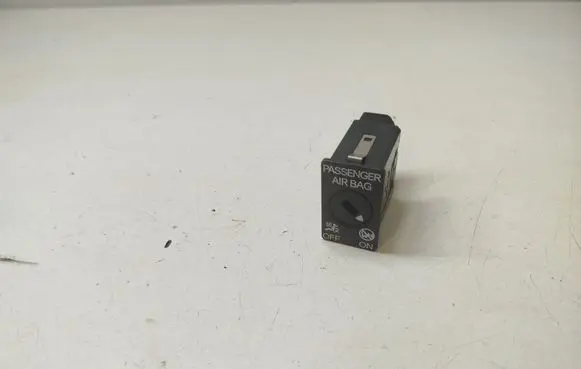 Skoda Octavia Mk3 (5E) Passenger airbag on/off switch 5C5919237