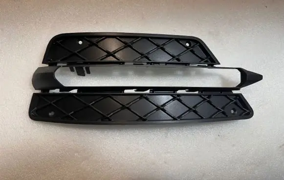 Mercedes-Benz C W204 Front bumper lower grill A2048851353
