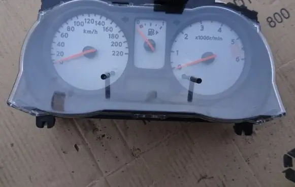 Nissan Note (E11) Speedometer (instrument cluster) 9U55C260