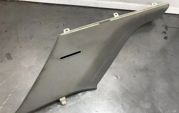 Mercedes-Benz ML W166 (C) pillar trim A1666900925 A1666904925