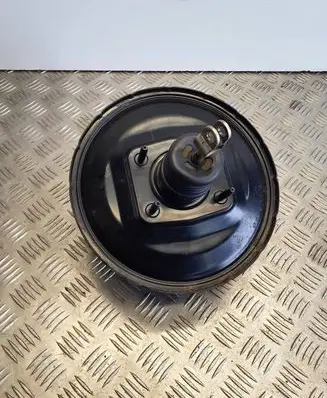 Mitsubishi Grandis Brake booster