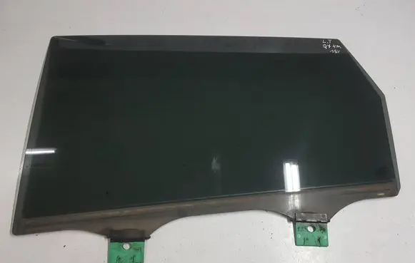Audi Q7 4M Rear door window glass 