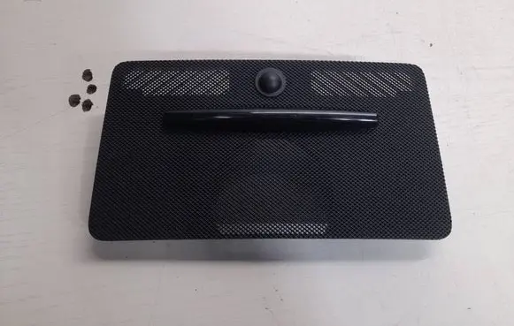 Mercedes-Benz C W204 Dash center speaker trim cover A2046800589 125761