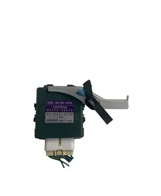Toyota Land Cruiser (J120) Door central lock control unit/module 8597060030