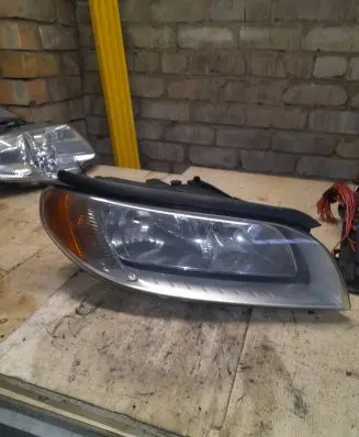 Volvo S80 Headlight/headlamp 31214352