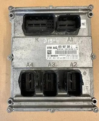 Volkswagen Amarok Engine control unit/module 059907309J 0281032425