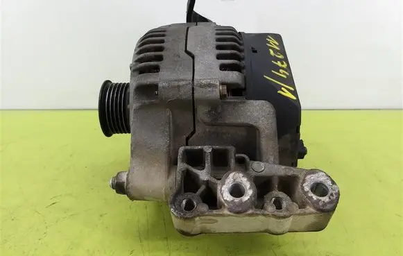 Opel Vectra B Generator/alternator 0123505002