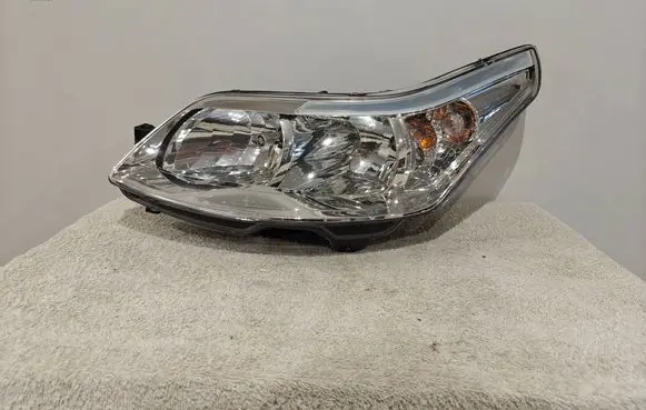 Citroen C4 I Headlight/headlamp 9646893980 89009407 89900033