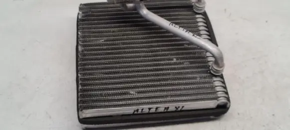 Seat Altea XL Air conditioning (A/C) radiator (interior) 1K0820679 F666902ZF
