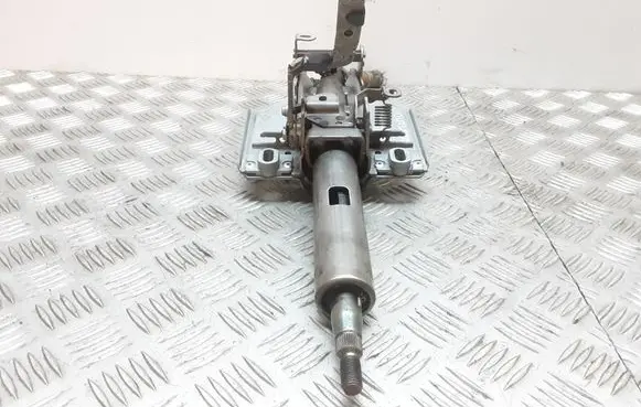 Mitsubishi Outlander Steering wheel axle