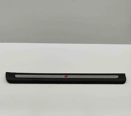 Front sill trim cover