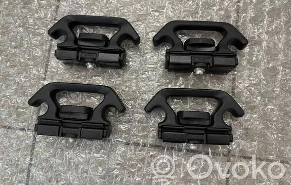 Volkswagen Amarok II Tie down hook / loop