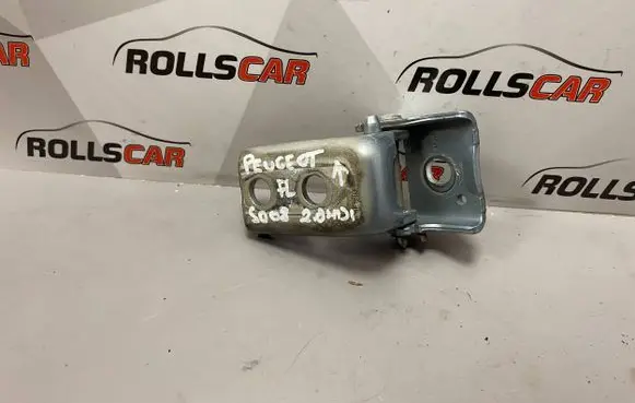 Peugeot 5008 Front door upper hinge ES70