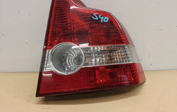 Volvo S40 Rear/tail lights 30698916