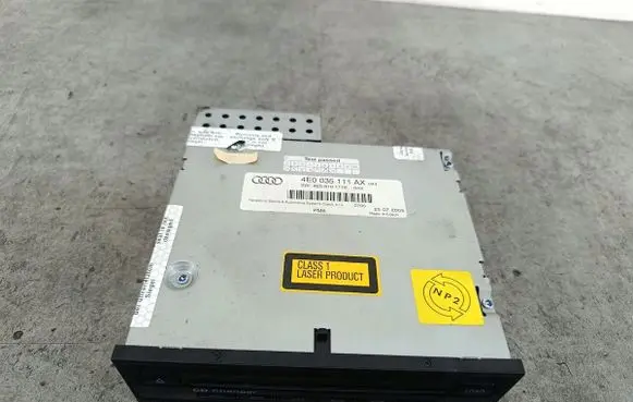 Audi A6 S6 C6 4F CD/DVD changer 4E0035111AX