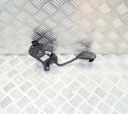 Toyota Yaris Accelerator throttle pedal 781100D040