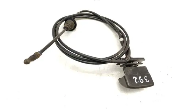 Suzuki SX4 Engine bonnet (hood) release handle