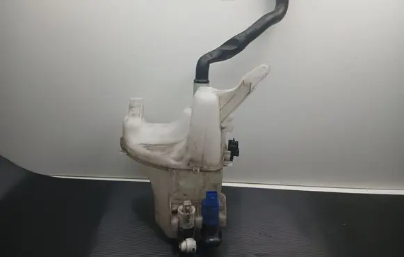 Volvo V60 Windshield washer fluid reservoir/tank 31253218 31253224 AV6113KO82