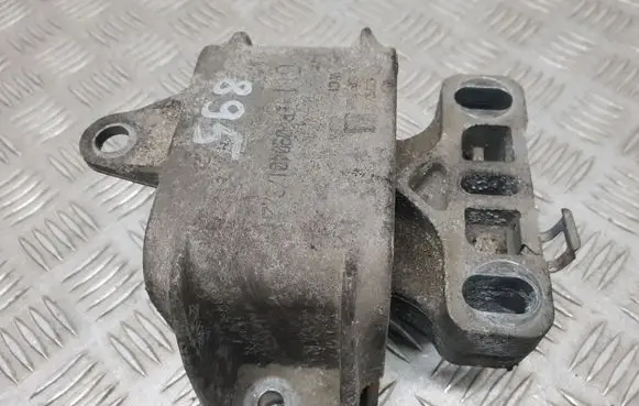 Volkswagen Golf IV Engine mount bracket 1J0199555