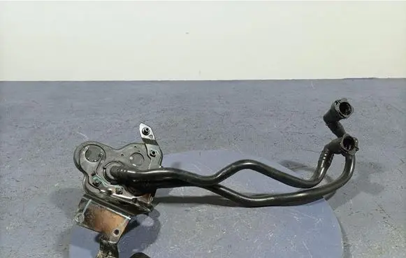 Volvo XC60 Engine coolant pipe/hose 32138001