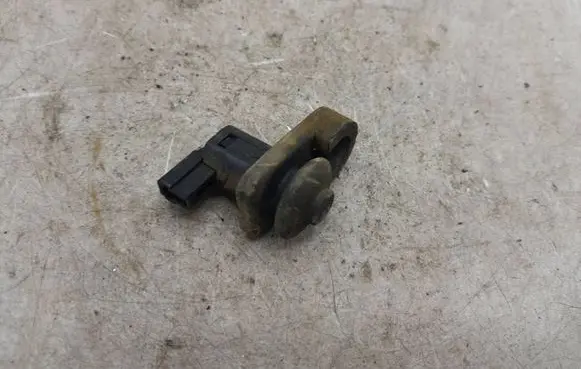 Nissan X-Trail T30 Rear door sensor NOCODE