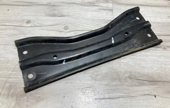 Muffler mount bracket/holder
