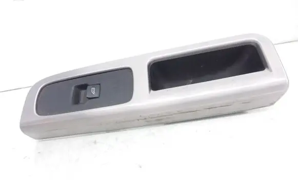 Volvo V50 Electric window control switch 30658448 8663815