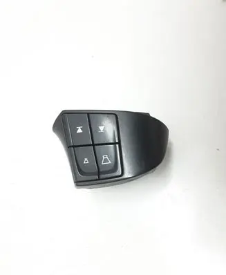 Volvo XC90 Steering wheel buttons/switches 8637491