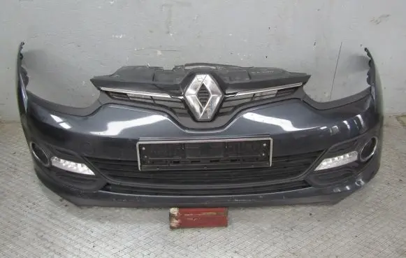 Renault Megane III Front bumper 620367995R