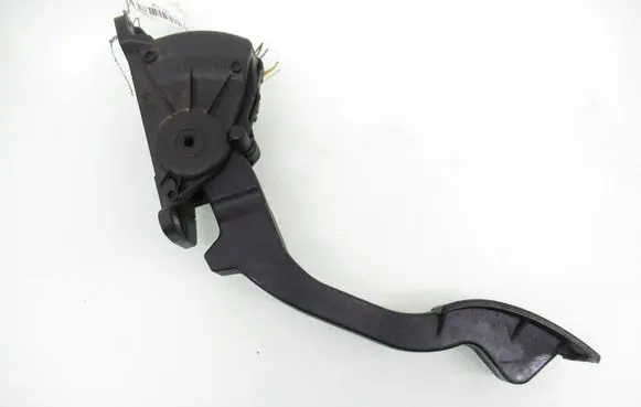 Ford Focus C-MAX Accelerator throttle pedal 3M519F836AF
