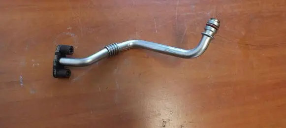 Renault Kadjar Turbo turbocharger oiling pipe/hose