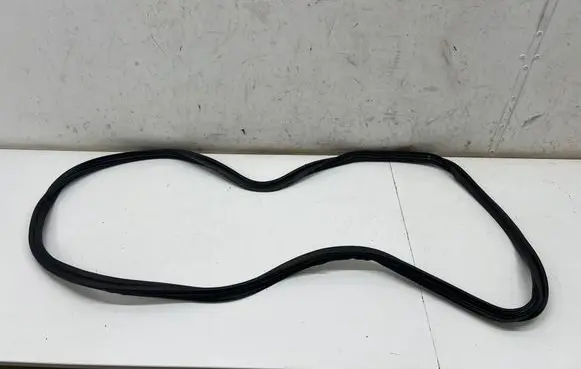 Mercedes-Benz E W214 Trunk rubber seal (body) A2147500600