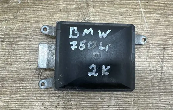 BMW 7 F01 F02 F03 F04 Blind spot module 687333601 0000042D 0000015C