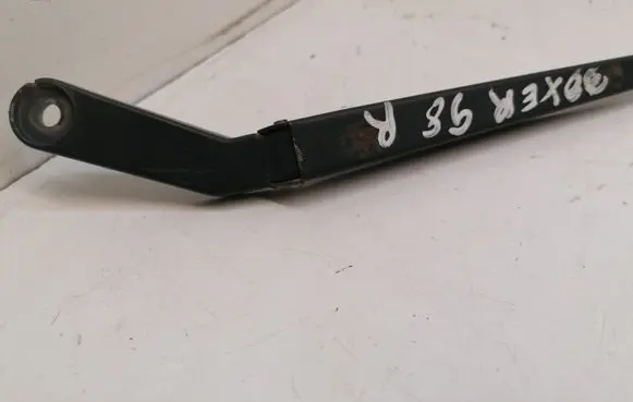 Peugeot Boxer Front wiper blade arm A065