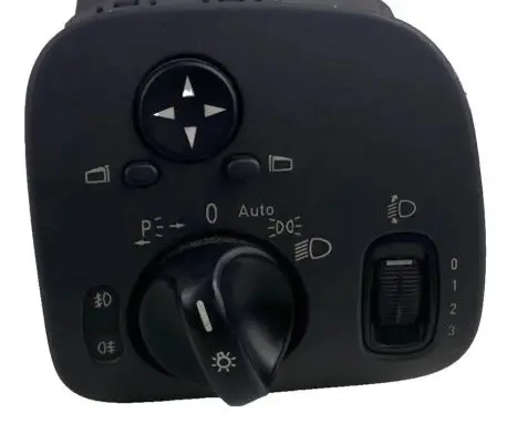 Mercedes-Benz C W203 Light switch A2035450604