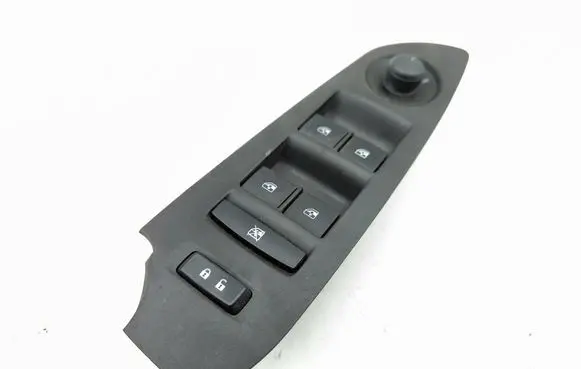 Chevrolet Trax Electric window control switch 25872074 315643
