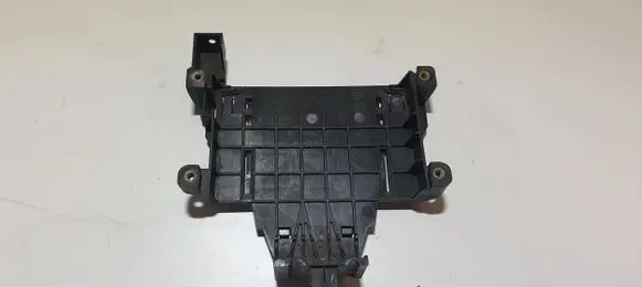 Volvo V70 Other engine bay part 6G9N17108A 30729835