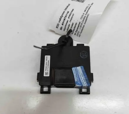 Tesla Model S Other devices 106965100D