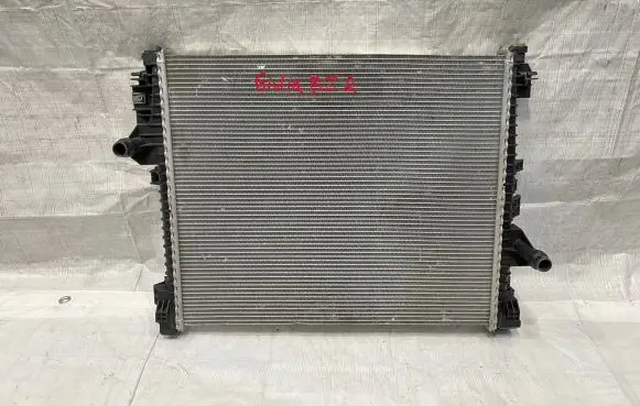 Alfa Romeo Giulia Coolant radiator