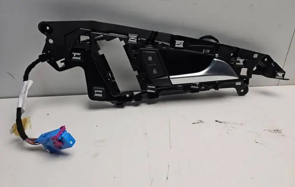 Audi A6 S6 C7 4G Front door interior handle 4G0837020A
