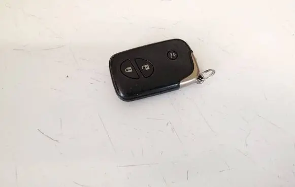 Lexus IS 220D-250-350 Ignition key/card mr3324