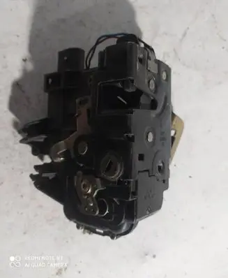 Audi A6 S6 C5 4B Rear door lock 4B0839015G