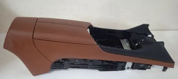 Maserati Levante Center console 670048826