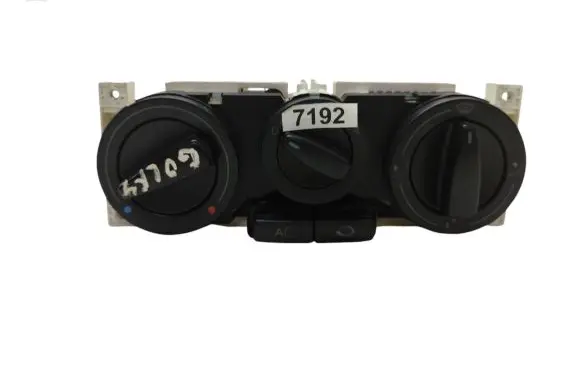 Volkswagen Golf IV Climate control unit 1J0820045C
