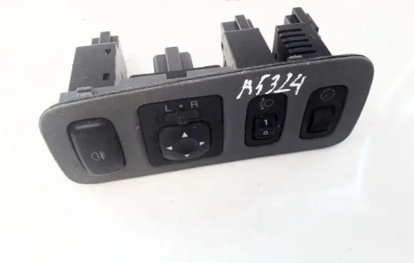 Wing mirror switch
