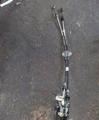 Ford Focus Gear shift cable linkage BV6R7E395GA BM517C453AD EZQBA