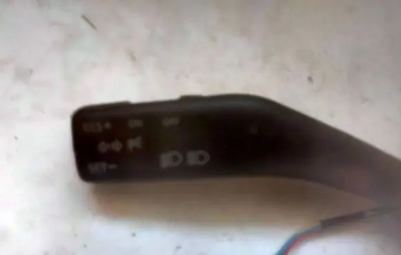 Volkswagen PASSAT B7 Indicator stalk 1K0953513A 01103501 10350161896331