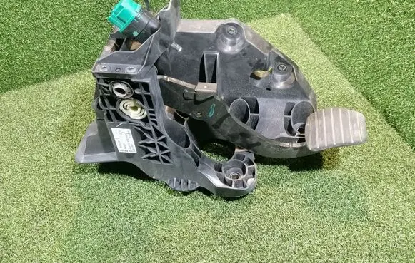 Brake pedal
